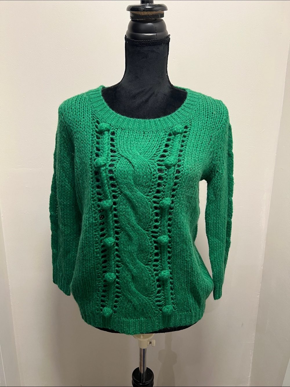 Old Navy Classic Green Cable-Knit Women's Sweater Size M